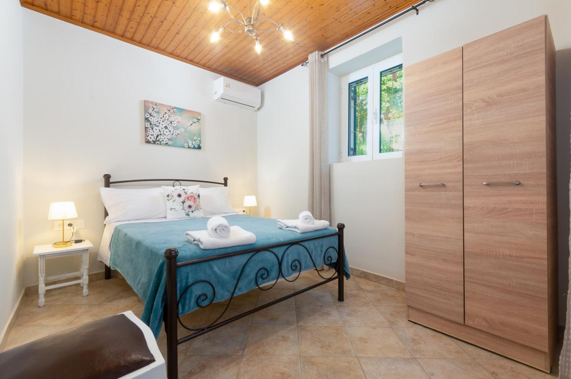 Tatil Evi The Peaceful House Kastellanoi (Parelioi, Corfu)